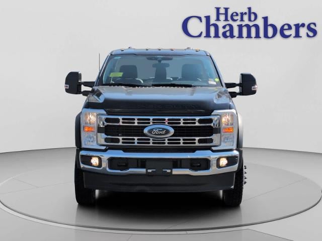 2025 Ford F-550 Super Duty Chassis Cab XL - Photo 38