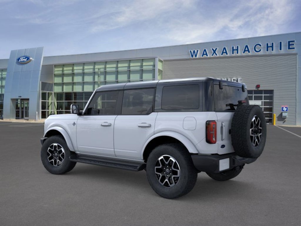 New 2025 Ford Bronco Outer Banks SUV