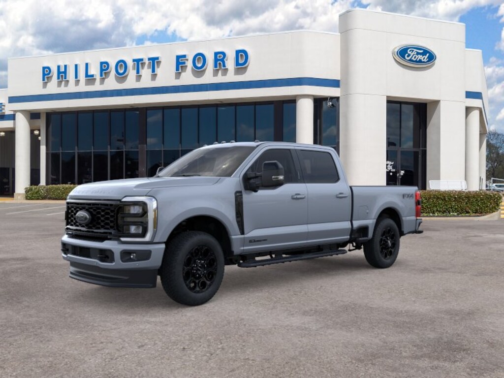 New 2026 Ford F-250 LARIAT Truck Crew Cab