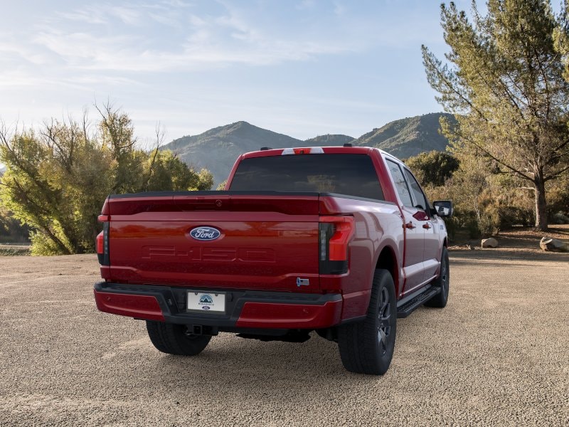 2025 Ford F-150 Lightning Flash - Photo 8