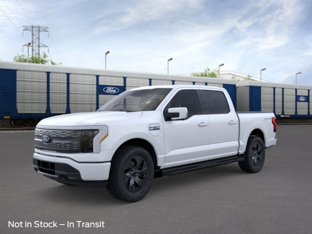 New 2025 Ford F-150 Lightning Lariat TRUCK