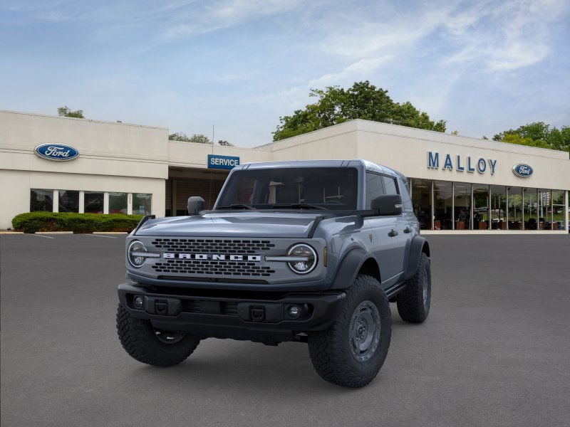 2025 Ford Bronco Badlands photo 2
