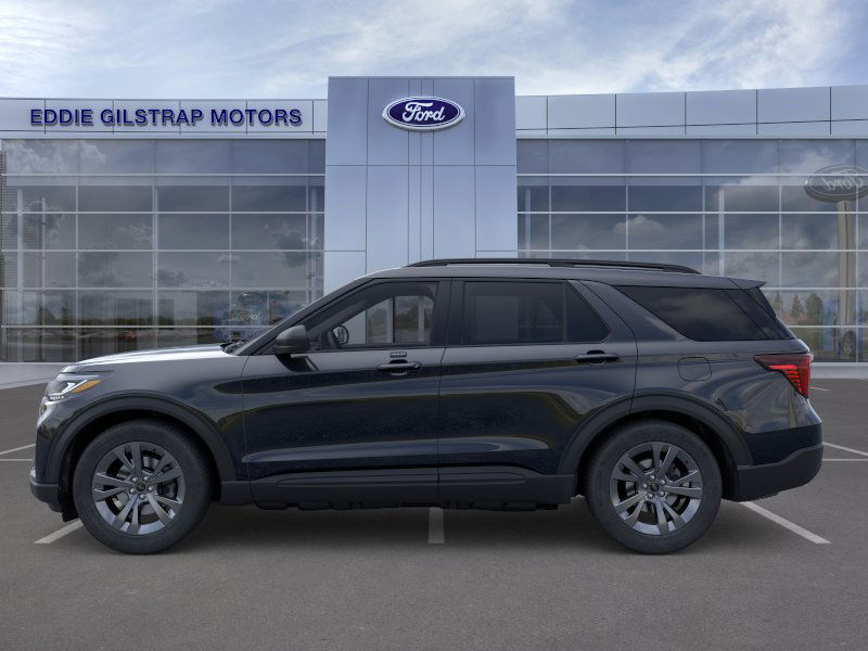2026 Ford Explorer photo 2