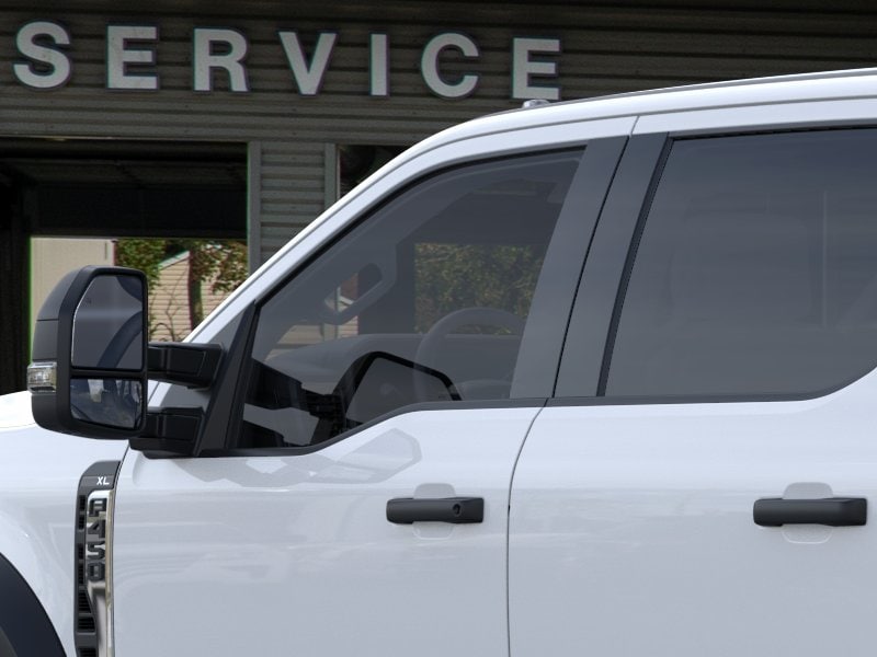 2025 Ford F-450 Super Duty Chassis Cab XL - Photo 37