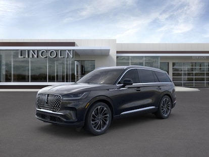 Lincoln Corsair vs. Nautilus: Which SUV is Right for You? thumbnail