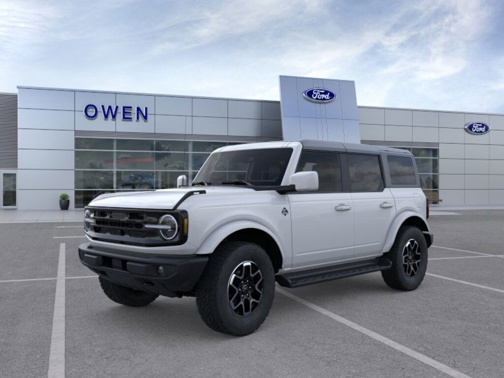 New 2025 Ford Bronco Outer Banks SUV