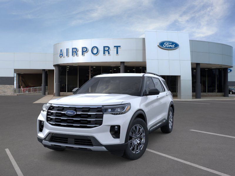 2025 Ford Explorer photo 2