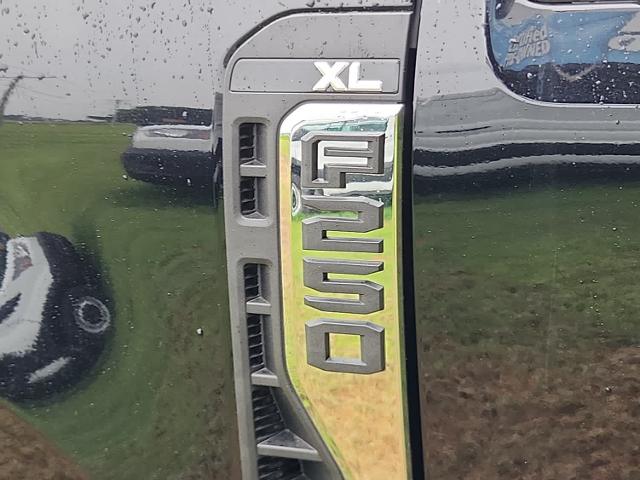 2025 Ford Super Duty F-250 SRW F-250 XL