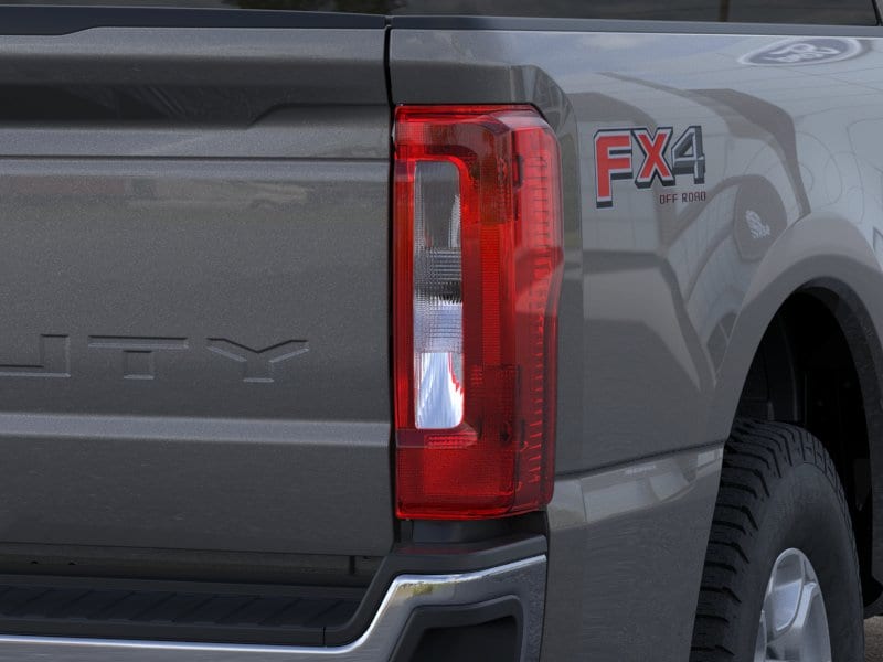 2026 Ford F-350 Super Duty XLT - Photo 33