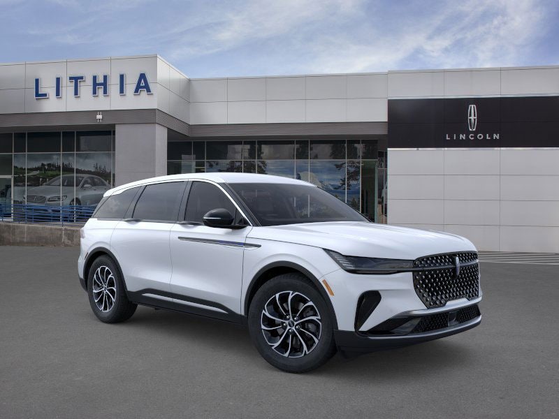 Thumbnail: 2026 Lincoln Nautilus - 36