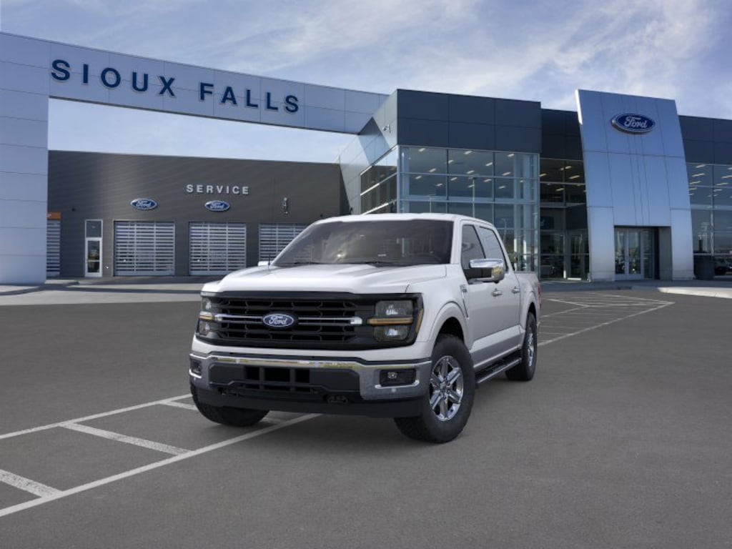 New 2025 Ford F-150 XLT Truck SuperCrew Cab