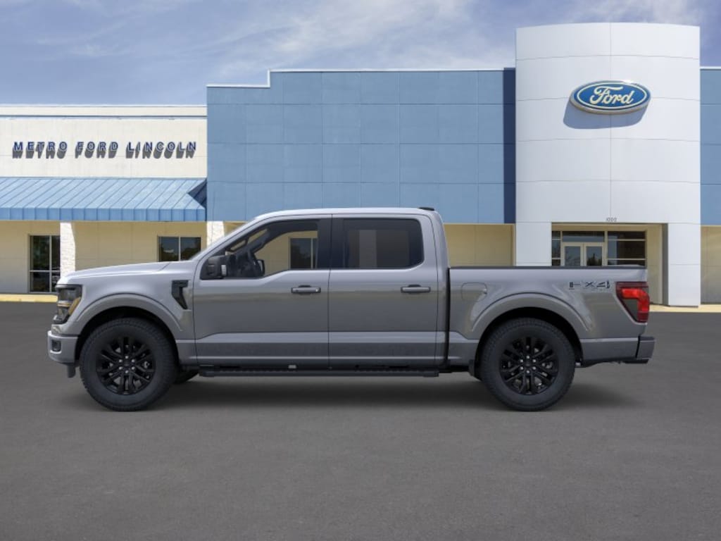New 2026 Ford F-150 XLT Cab; Super Crew