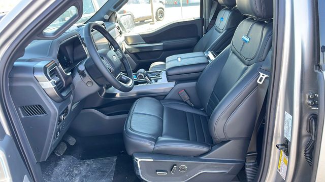 2025 Ford F-150 Platinum - Photo 63