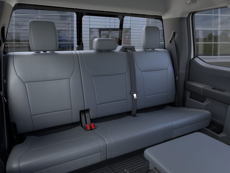 2025 Ford F-550 Super Duty Chassis Cab XL - Photo 33