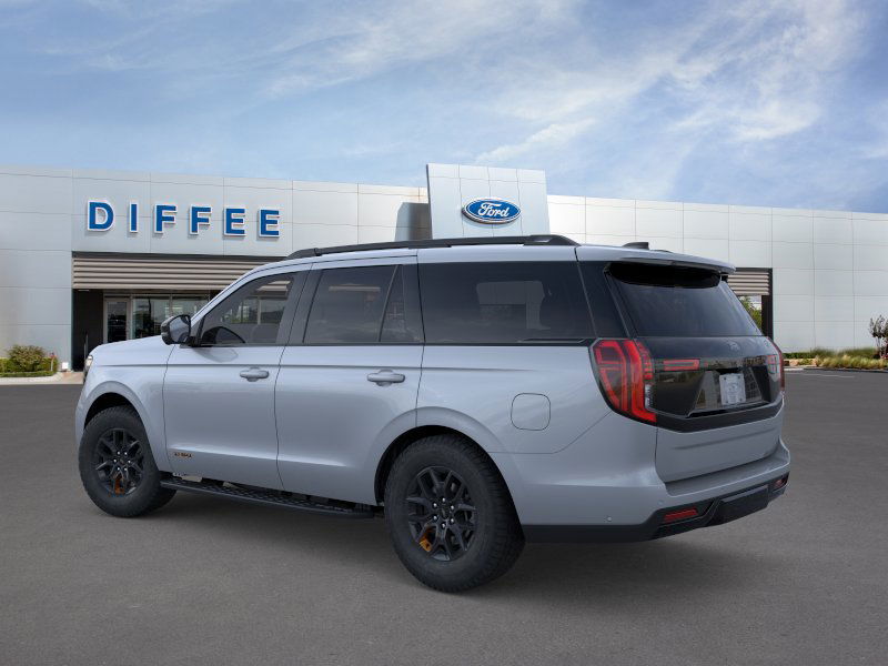 2025 Ford Expedition photo 2