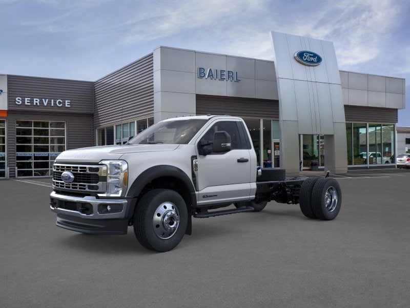 2026 Ford F-600 XLT 4x4 Regular Cab 169-In DRW's photo