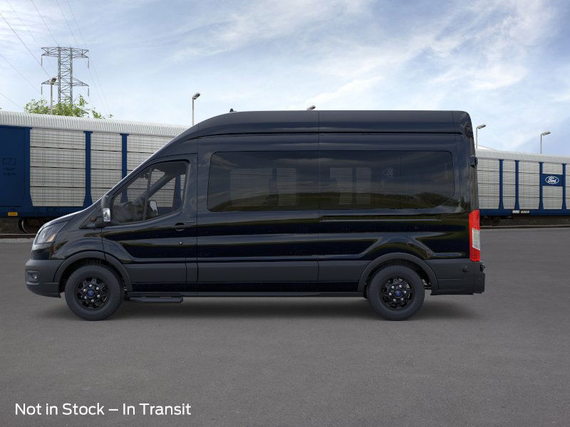 2025 Ford Transit photo 3