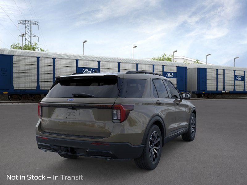 2026 Ford Explorer ST-Line - Photo 8
