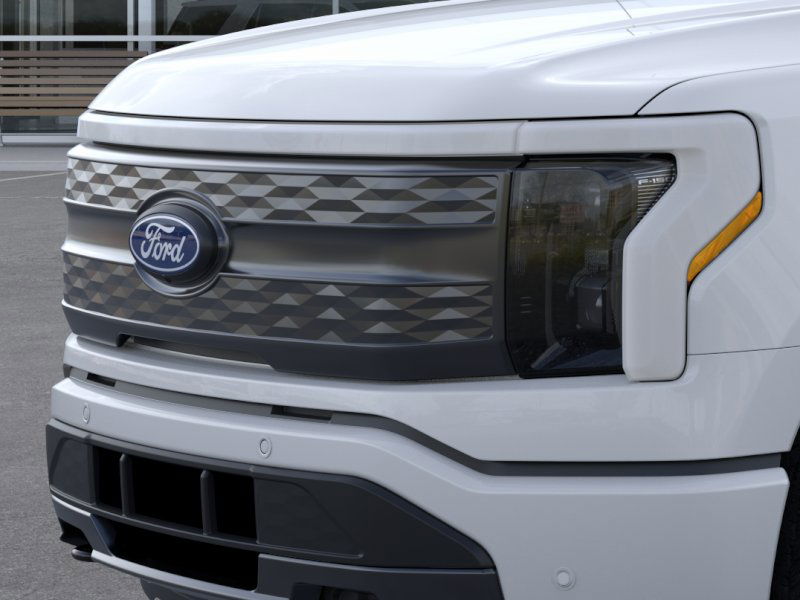 2024 Ford F-150 Lightning Lariat - Photo 39