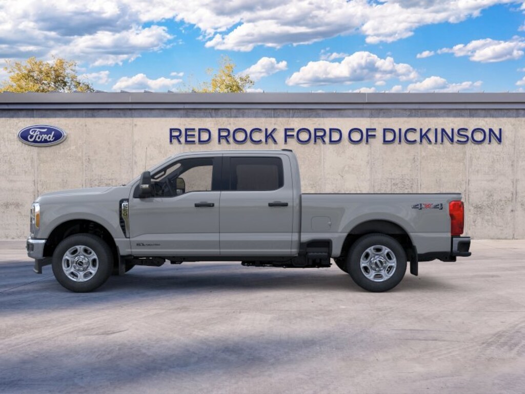 New 2026 Ford F-250 XLT Truck Crew Cab