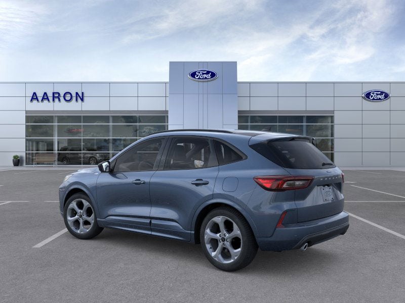 2024 Ford Escape ST-Line photo 4