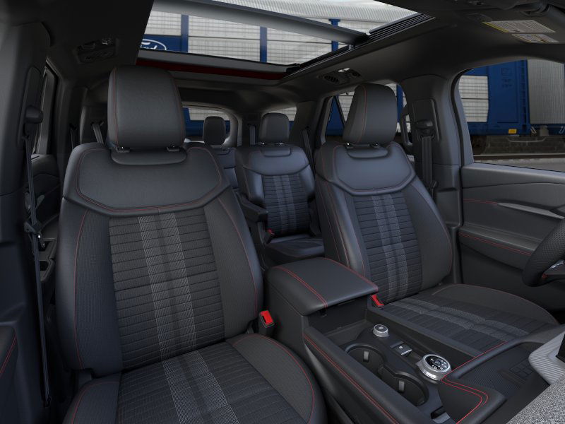 2025 Ford Explorer ST-Line photo 10
