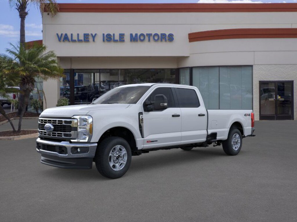 New 2026 Ford F-350 F-350 XLT Truck Crew Cab