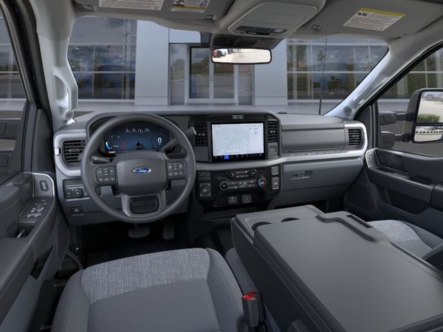 2026 Ford F-250 Super Duty XLT - Photo 31