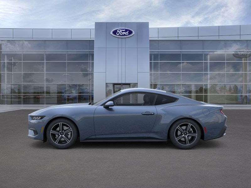 2025 Ford Mustang EcoBoost photo 3