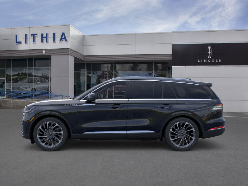 Thumbnail: 2025 Lincoln Aviator - 33