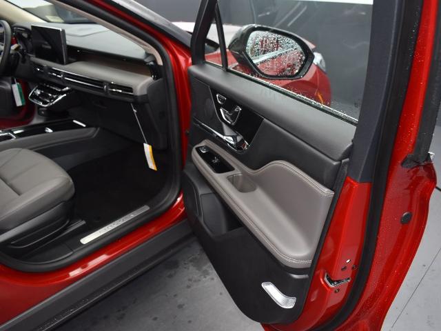 2025 Lincoln Corsair Grand Touring - Photo 38