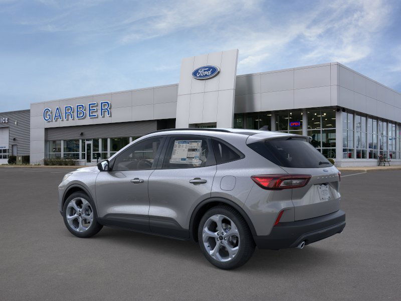 2026 Ford Escape ST-Line photo 4