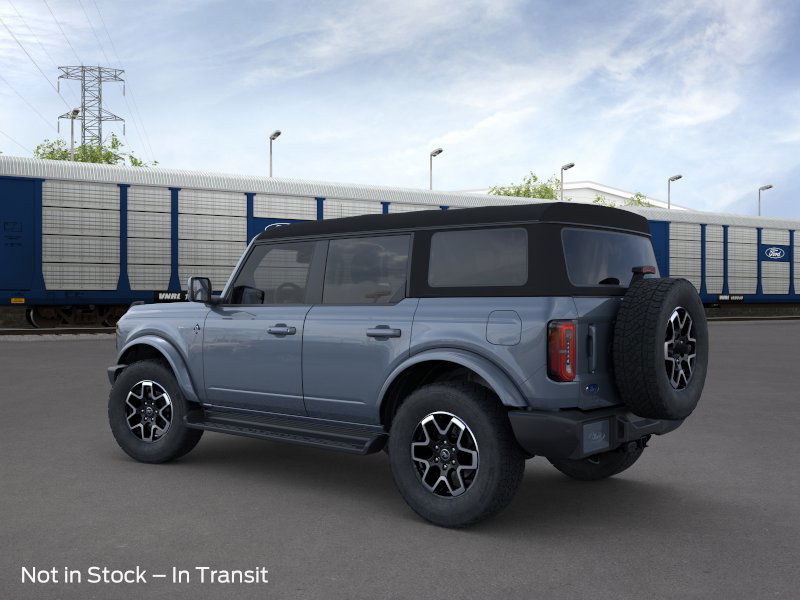 2025 Ford Bronco Outer Banks photo 4