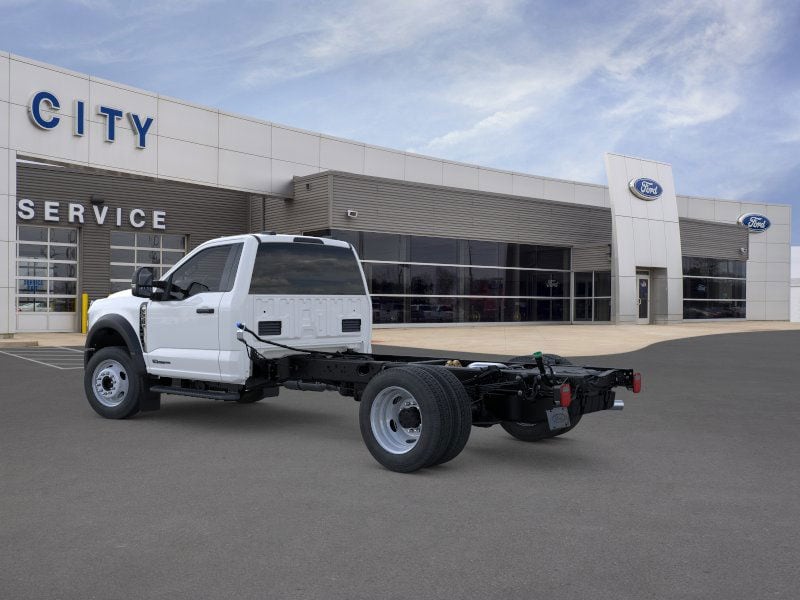 2025 Ford F-550 Super Duty Chassis Cab XL - Photo 22
