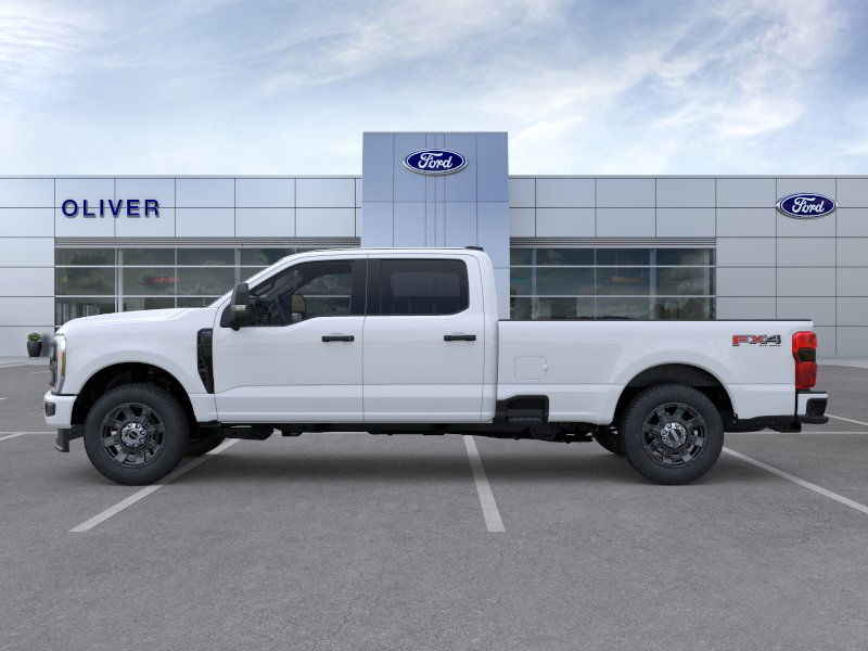 2025 Ford F-350 XL photo 3