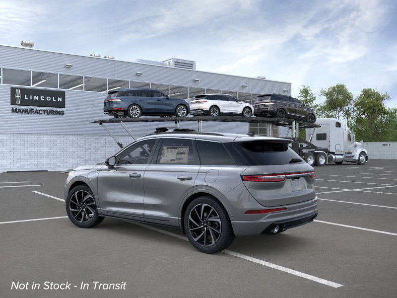 2026 Lincoln Corsair Grand Touring photo 3