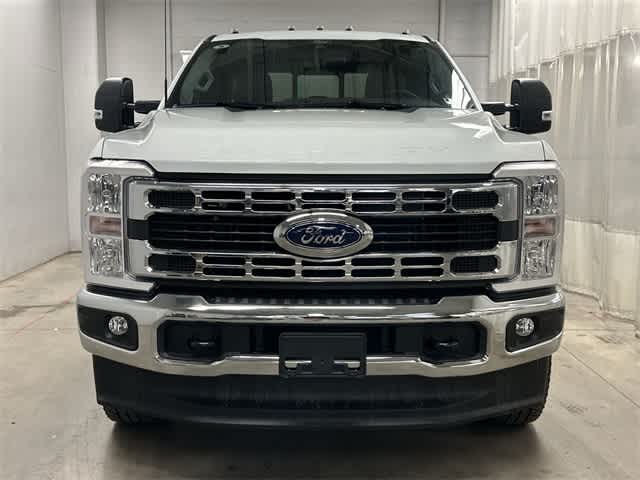 Thumbnail: 2025 Ford Econoline - 49