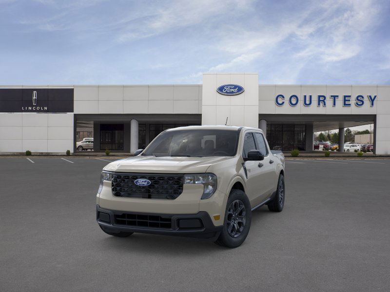 2025 Ford Maverick XLT photo 2
