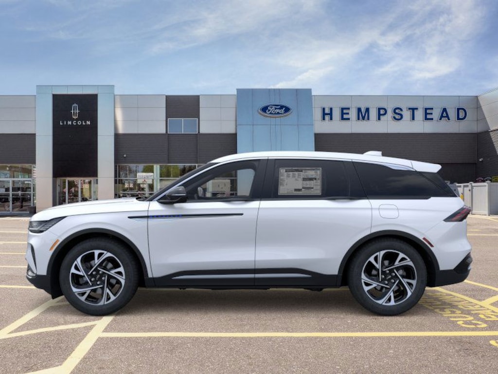 New 2026 Lincoln Nautilus Premiere SUV