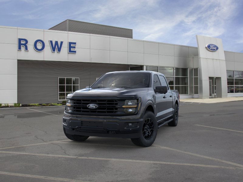 2025 Ford F-150 XLT photo 3