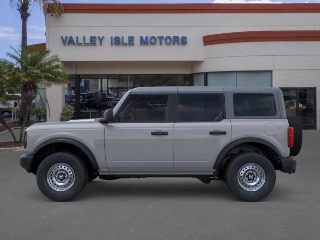 New 2026 Ford Bronco Base SUV