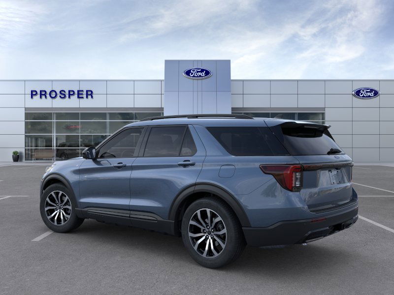 2025 Ford Explorer ST-Line photo 4