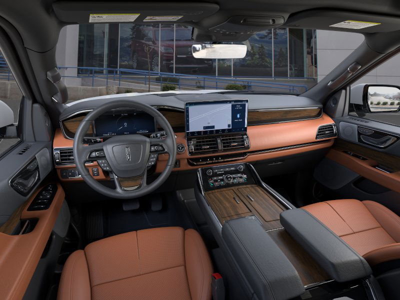 Thumbnail: 2024 Lincoln Navigator L - 37