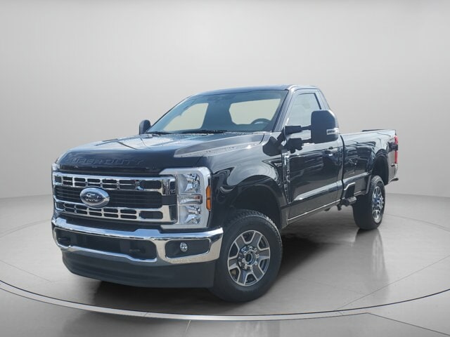 2025 Ford F-350 Super Duty XLT - Photo 36