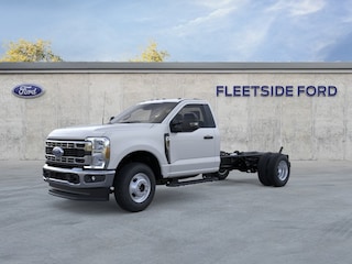 2026 Ford F-350 Chassis Truck Regular Cab