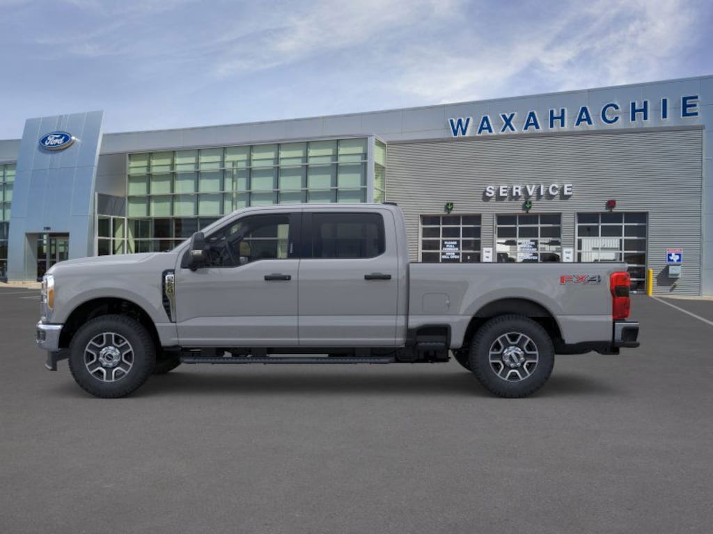 New 2025 Ford F-250SD XLT Truck