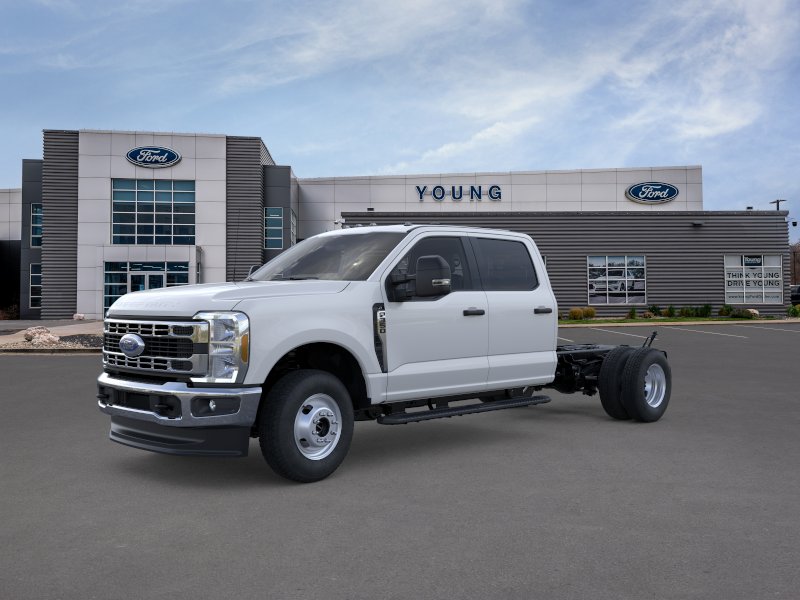 2026 Ford F-350 XL 4x4 Crew Cab 179-In DRW's photo