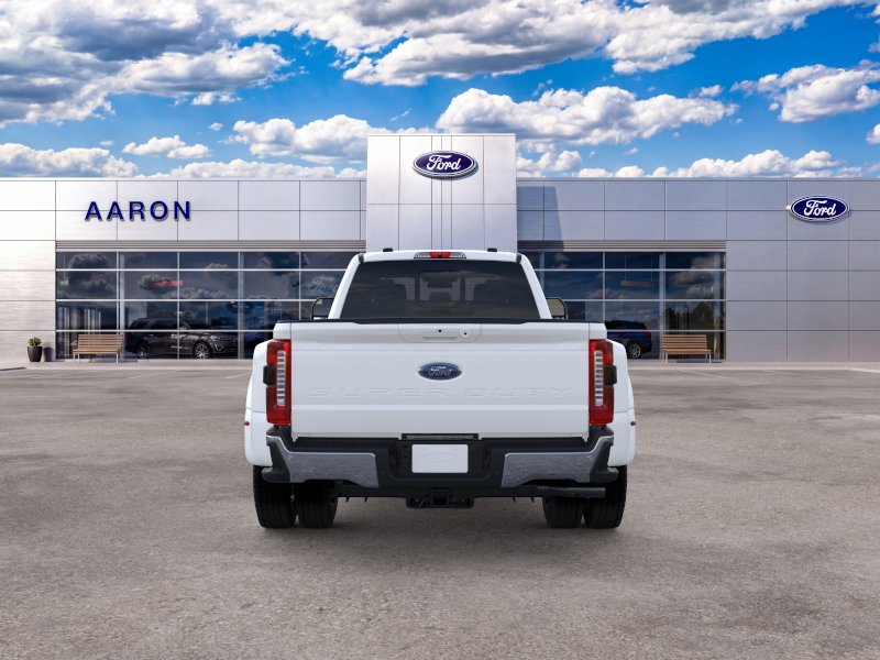 2026 Ford F-450SD Lariat Truck