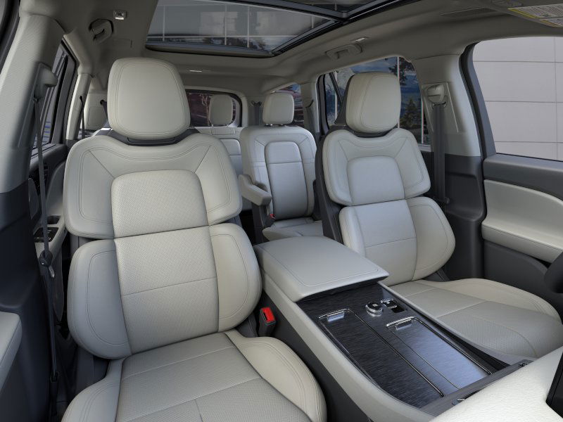 Thumbnail: 2025 Lincoln Aviator - 37