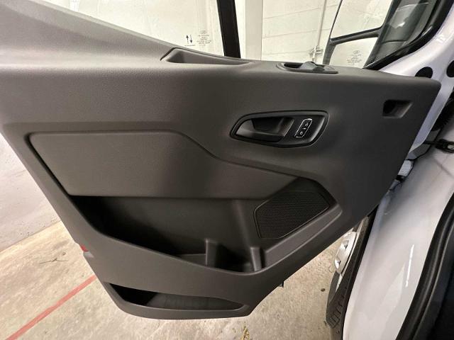 Thumbnail: 2026 Ford Transit Series - 50